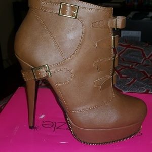 Cognac Booties